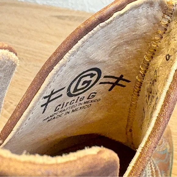 Circle G Brown Teal Western Ankle Booties Womens Size 6 Slip On Embroidered - Picture 6 of 10